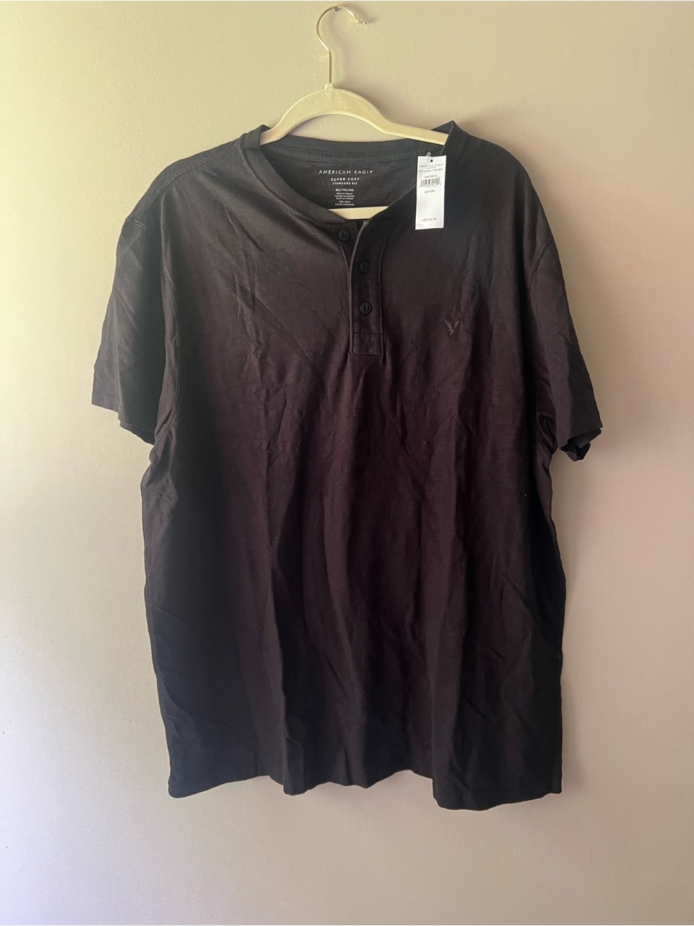American Eagle Outfitters Men’s Black Short-Sleeve Henley Tee